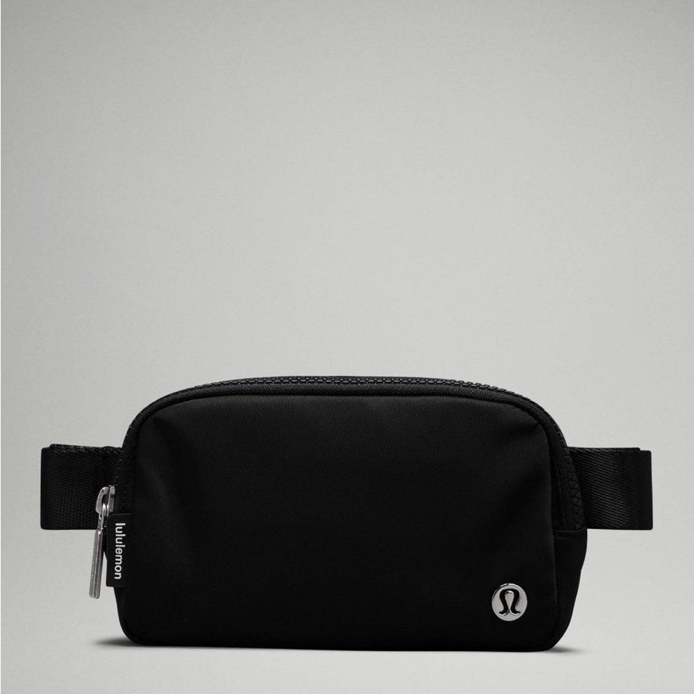 lululemon athletica Everywhere Belt Bag Mini -Black - Picture 11 of 15